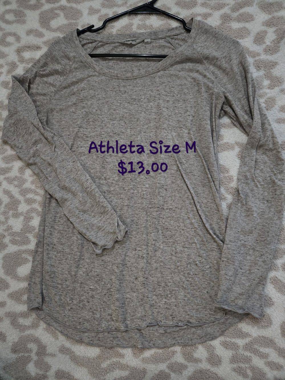 Athleta Heather Gray Long Sleeve Scoop Neck Top